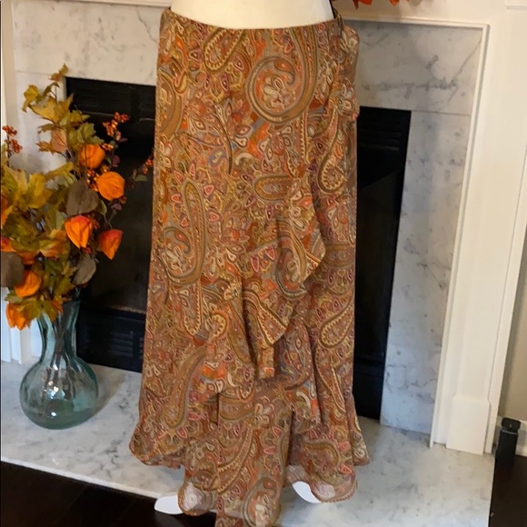 Gorgeous chiffon paisley lined maxi skirt - Picture 1 of 6